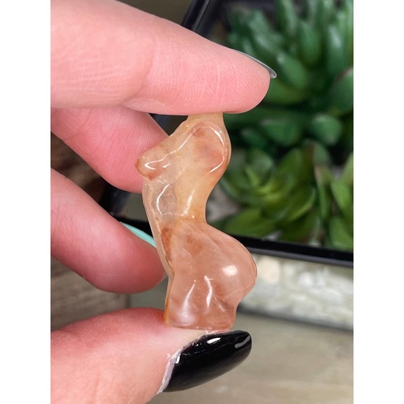 Mini Goddess body carving / sculpture crystal - Picture 9 of 10